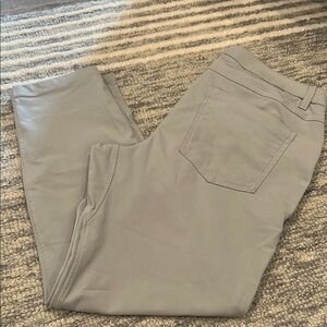 Lululemon men’s ABC pants in slim 29” warpstreme in silver drop color